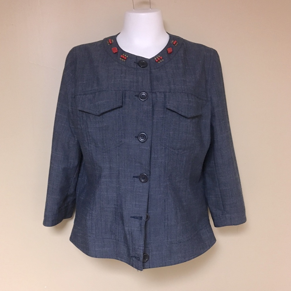 Traditions / navy blue crop jacket with bead detail